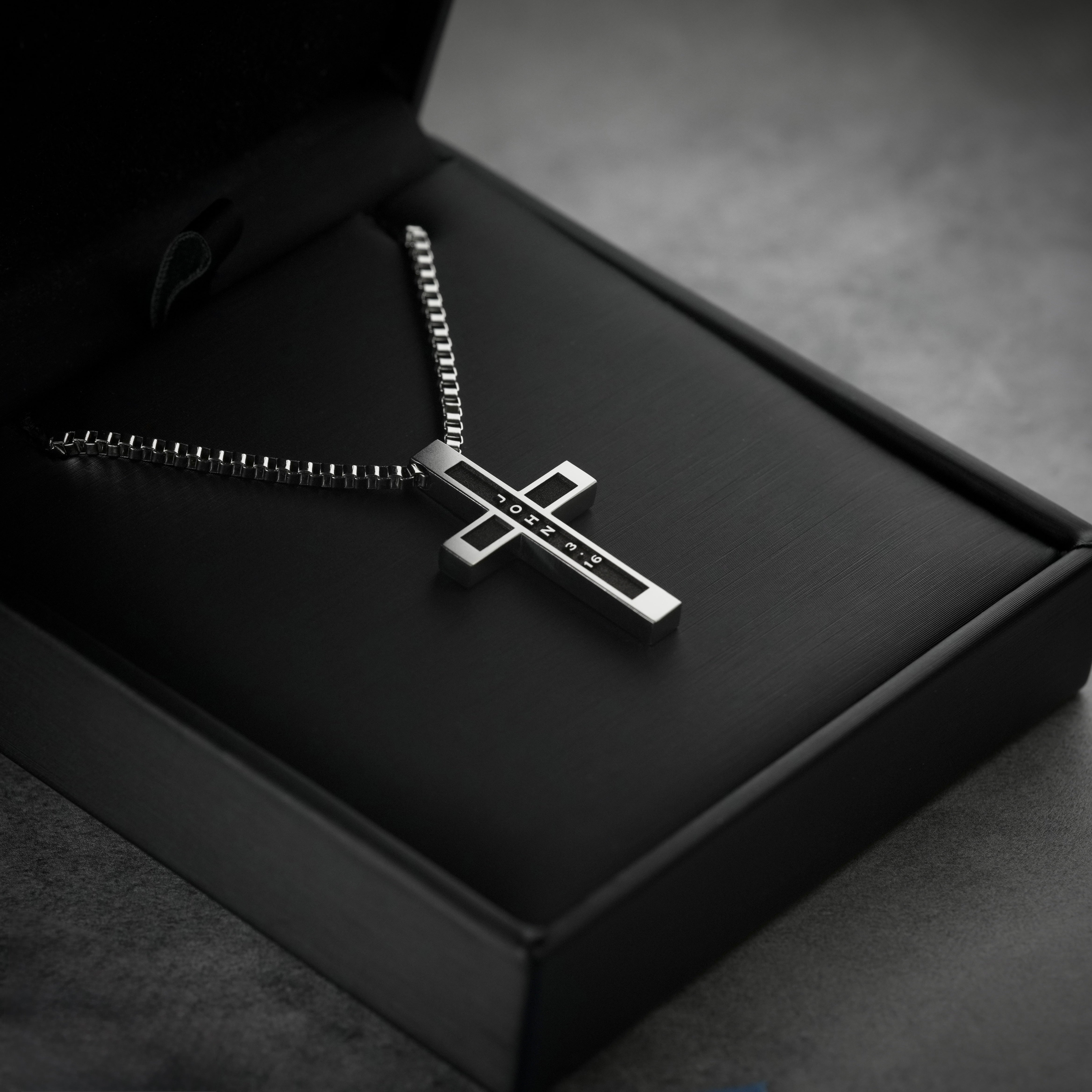 John 3:16 | Summit Cross mens necklace displayed in black gift box